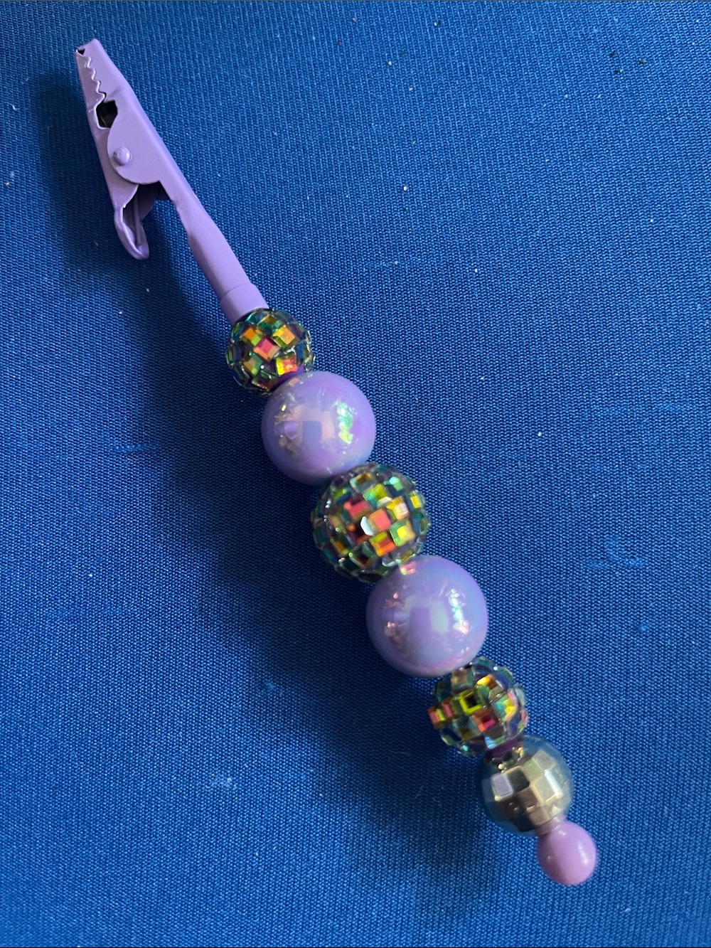 Hand Crafted Purple Beaded smoking Clip with Iridescent Mosaic Beads